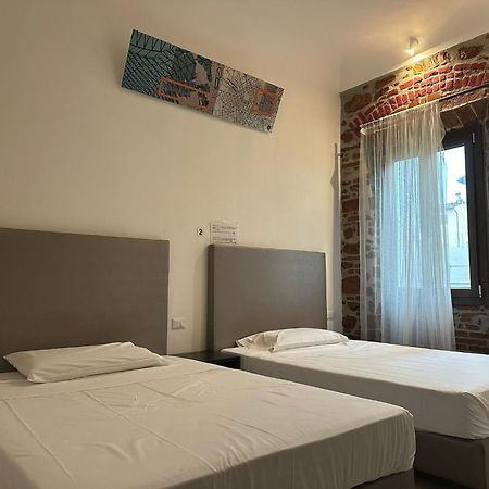 New Generation Hostel Como Lake Eksteriør billede
